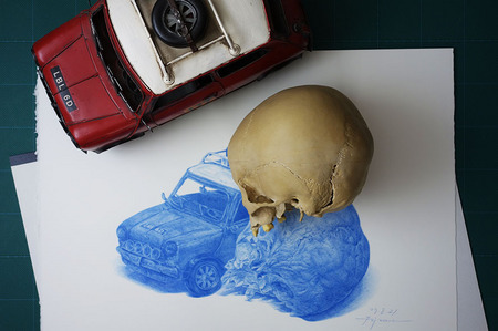 ブリキの車、人頭骨、素描a.jpg